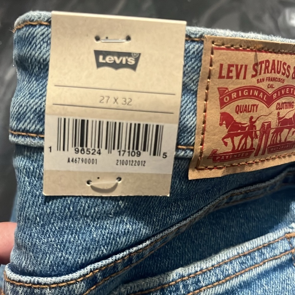 NWT Levi's Blue Boot Cut Jeans Casual Comfort - Picture 8 of 13